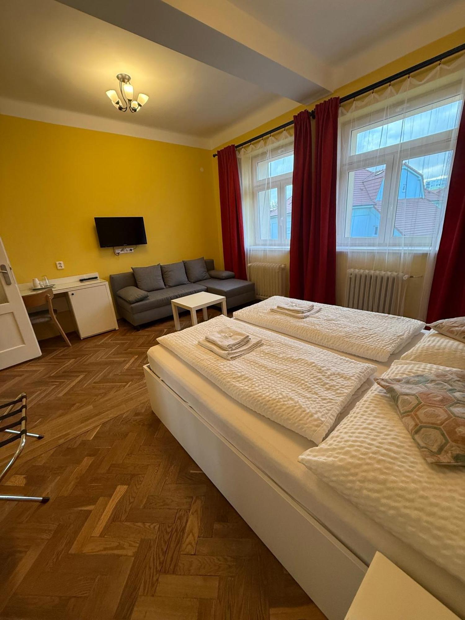 Penzion Radost Podiebrady Zewnętrze zdjęcie